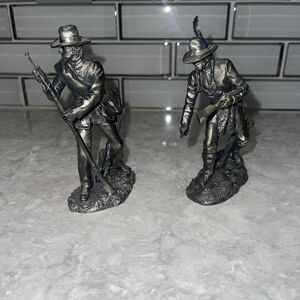 Blues And Grays Confederate Infantry Private And Indian Scout Figures—SEE PHOTOS